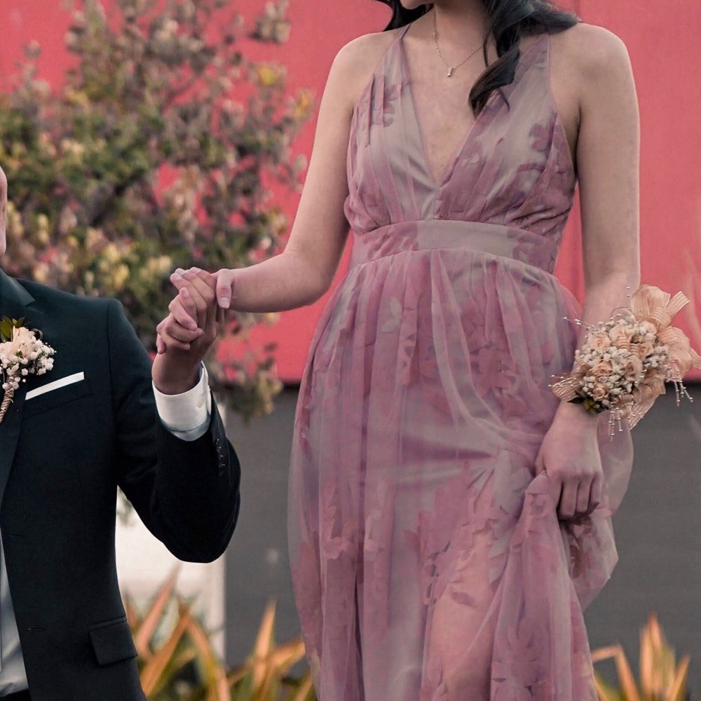 Luxxel Prom dress